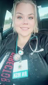 Samantha Pyle's Instagram, Twitter & Facebook