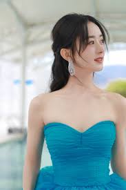Từ khi thông báo kết hôn đến khi ly hôn, cặp đôi chẳng hề xuất hiện công khai trong các sự kiện mà chỉ thấy. 5 Má»¹ Nhan Trung Quá»'c Ä'á»i ThÆ°á»ng Triá»‡u Lá»‡ DÄ©nh Quyáº¿n RÅ© Hut Máº¯t Ná»¯ Tháº§n Kim Æ°ng Váº«n Bá»‹ Che Ä'iá»u Nay Bao Gia Lai Ä'iá»‡n Tá»­ Tin Nhanh Chinh Xac
