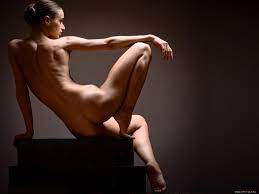 Female nude poses
