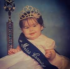 Addison rae, 20, spends the final weeks of summer season in fashion! Rara Da Addison Rae Bebe Cute Kids Pics Charli Addison Addison