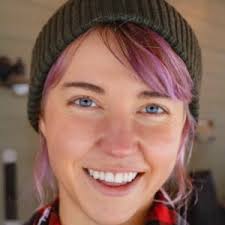 Nicole Maple's Instagram, Twitter & Facebook