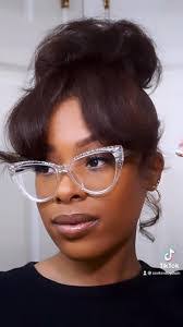 Annie Nimely's Instagram, Twitter & Facebook