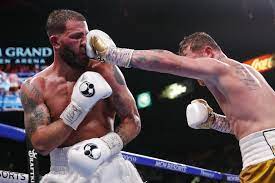 Una Decision De Peso Se Avecina A Canelo Alvarez Tras Su Ultimo Triunfo Los Angeles Times