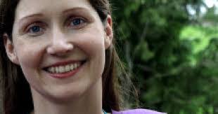 Amelia Templeton's Instagram, Twitter & Facebook