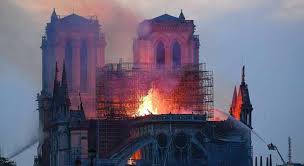 Sûrs de ton amour et forts de notre foi, seigneur nous te prions. Reactions Et Mobilisation Au Royaume Uni Apres L Incendie De Notre Dame De Paris