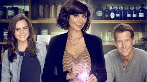 Sur cette page, vous avez la possibilité de voir un soupçon de magie saison 2 épisode 2 en streaming français sur voirfilm. Un Soupcon De Magie Saison 6 Quelle Date De Sortie Sur Netflix