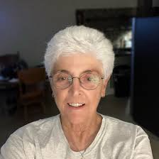 Wonderful, wonderful Christmas! Celebrating with family and dearest  friends. I'm a blessed, thankful fellow! “Christmas paths will bring you  home!” MERRY CHRISTMAS ALL!