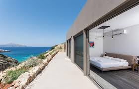 Über 7 millionen englische bücher. Amazing Minimalist Homes For Sale Loveproperty Com