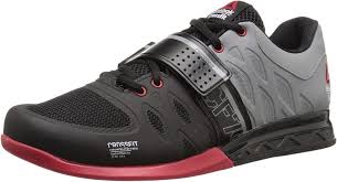 I would add some shoes and socks to tuck your trousers into at night if you going to in the jungle at night. Reflexion Adversario Explicito Reebok Crossfit Workout Cruzar Nativo Faringe