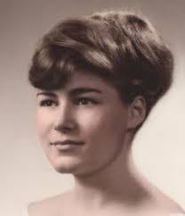 Therese Marshall's Instagram, Twitter & Facebook