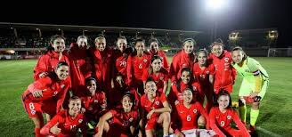 La selección femenina de fútbol de chile, también conocida como la roja femenina, es el equipo representativo de dicho país en las competiciones oficiales de fútbol femenino. Que Mal La Fea Denuncia De Trato Machista De La Anfp Tras Pauperrimo Viaje De La Roja Femenina El Periscopio Noticias