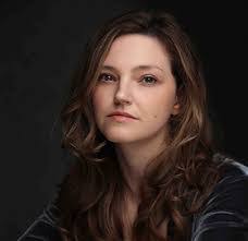 Tanya Beckett's Instagram, Twitter & Facebook