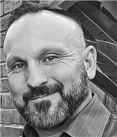 Curt Higgins's Instagram, Twitter & Facebook