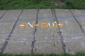 They are simply amazing and everything we could hope to find in a screamo band. De L Eau Va A Nouveau Couler Sous Les Ponts A Arcueil