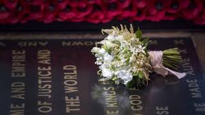 Check spelling or type a new query. Buket Bunga Harus Diletakkan Di Makam Prajurit 8 Fakta Unik Tradisi Pernikahan Kerajaan Inggris Halaman All Tribun Travel