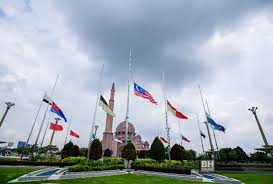 May 25, 2020 · terdapat 14 jalur, ini sejarah bendera malaysia. I Pahang Bendera Malaysia Dan 14 Negeri Di Malaysia Facebook