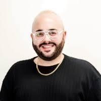 500+ "Faciane" profiles