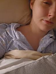 Giornata tipo da dottoranda con la partecipazione speciale di @Stefano  Bertacchi 🥼⚗️🔬 Ho messo l'imprevisto non per farmi compatire (è già tutto  a posto), ma per ricordarvi che nessuno ha sempre tutto ...