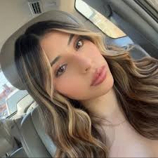 Leslie Marquez (@leslie_153)