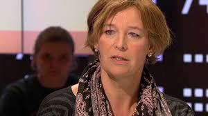 Dit zorgt voor vooruitgang ten opzichte van de situatie van vandaag. Petra De Sutter Over Leven Haar Strijd Als Transvrouw Arts En Politica Magazijn