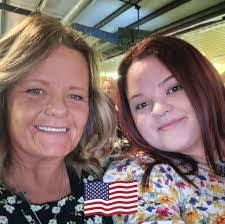 Abigail Dingler's Instagram, Twitter & Facebook