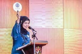 Fb hamzah, f mohdhamzah, sfm razali, o jaafar, n abduljamil. Welcome Speech By Datuk Roosme Binti Hamzah As The Chairperson Of The Ptd Women Affairs Committee Malaysian Administrative And Diplomatic Service Association At The Banquet Hall Main Block Parliament Of Malaysia Parliament Of Malaysia