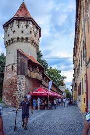 In sibiu dar mai ales in marginimea sibiului poti vizita foarte multe atractii. De Ce SÄƒ Mergi In Minunatul Sibiu È™i Ce PoÈ›i Vizita Acolo