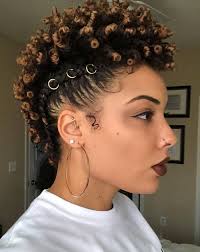 So, the ultimate aim is to eliminate the roundness of the face and add some dimensions. 25 Amazing Styles For Short Natural Hair You Can Rock In 2021