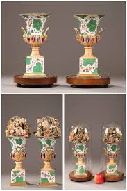 Paire De Vases Medicis En Porcelaine D Epoque Louis Philippe Porcelaine Vase Medicis Vases
