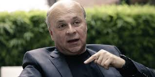 David Robayo (@_DavidRobayo)