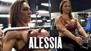 Alessia fit model