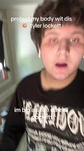 Latrell Wright's Instagram, Twitter & Facebook