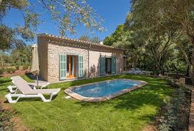 Finca Pool Rasen Poolliegen Finca Auf Mallorca Finca Mallorca