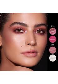 Venus Rosa's Instagram, Twitter & Facebook