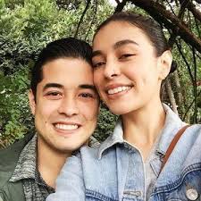 Laura Ospina and Noah Sugarman's Wedding Registry