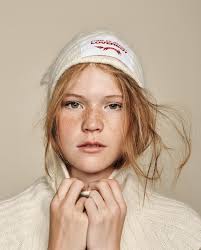 A N N I E & H A N N A H