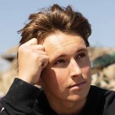 Amp World Members , Ages, Trivia