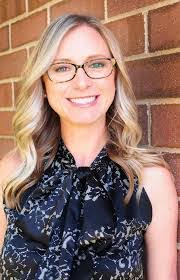 Megan Carlisle's Instagram, Twitter & Facebook