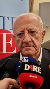 Americas Cup: De Luca's Witty Remarks