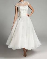 Maybe you would like to learn more about one of these? Neu Weiss Applikationen Hochzeitskleid A Linie Kurz Brautkleid Gr 34 36 38 40 42 Kurzes Hochzeitskleid Brautkleid Gunstig Hochzeitskleid Spitze