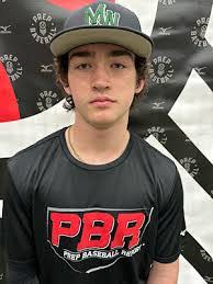 Kern Francis's Instagram, Twitter & Facebook