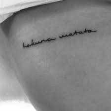 hakuna matata tattoo lettering tattoo lettering hakuna matata tattoo leg tattoos