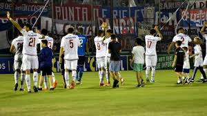 Nov 17, 2019 · resultado nacional montevideo vs. Nacional Vencio 2 0 A Penarol Y Se Corono Campeon Del Clausura 2019