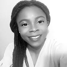 Doris Asante's Instagram, Twitter & Facebook