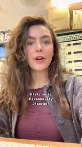 Understanding Histrionic Personality Disorder: Symptoms, Examples, and  Differences