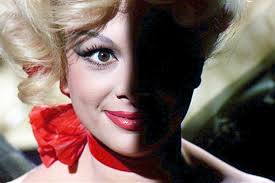 Happy belated birthday to the sensational Sandra Milo