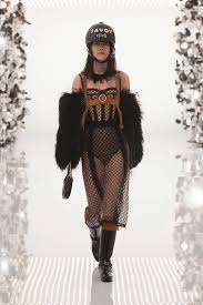 Gucci is a luxury fashion house based in florence, italy. Gucci Fall 2021 Ready To Wear Collection Vogue