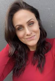 Holding the Man (2015)