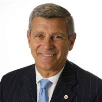 Mr. Douglas Applegate