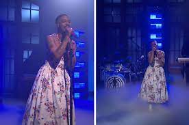 Cudi was the musical guest saturday on snl, and he first paid respects to fallen snl star chris farley by wearing a. Anabpulrp Du1m